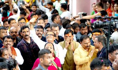 धूमधाम से निकली उज्जैन में भगवान महाकालेश्वर की तीसरी सवारी