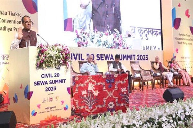 "सेवा और वसुधैव कुटुम्बकम्" के भाव से होगा जीवन सार्थक: मुख्यमंत्री श्री चौहान