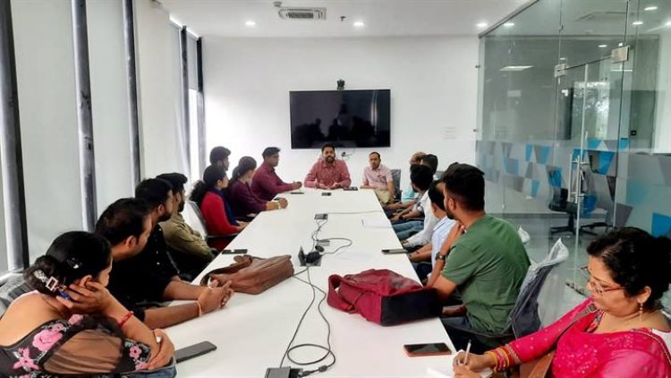 सागर स्मार्ट सिटी की इनक्यूबेशन सेंटर बिल्डिंग में स्टार्टअप्स के प्रथम बैच का हुआ शुभारंभ’