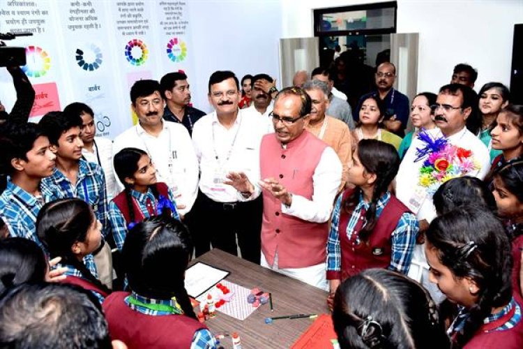 “स्कूल बहुत अच्छा बना, बच्चों मन लगाकर पढ़ाई करना” : मुख्यमंत्री श्री चौहान