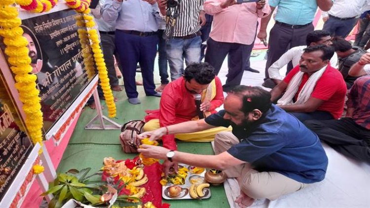 मंत्री श्री भार्गव ने ग्राम पंचायत उमरा एवं ग्राम गोपाल पिपरिया में दी करोड़ों की सौगात