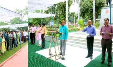 मंत्रालय में सद्भावना दिवस की प्रतिज्ञा दिलाई गई