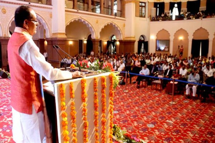 गरीब कल्याण हमारा दृढ़ संकल्प