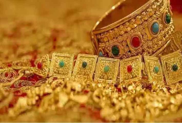 Gold: गोल्ड ने दिया धनाधन रिटर्न, संवत 2080 में निवेशकों को कराई 32 फीसदी की कमाई