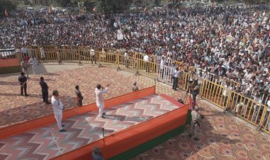 मुख्यमंत्री श्री शिवराज सिंह चौहान की सभाओं में उमड़ी भीड़, बहनों ने किया भैया का भव्य स्वागत