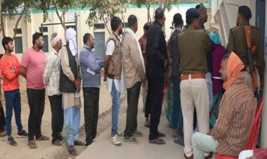 मतदान केंद्र क्रमांक 71-किशुपुरा नंबर-3 में हुए पुनर्मतदान