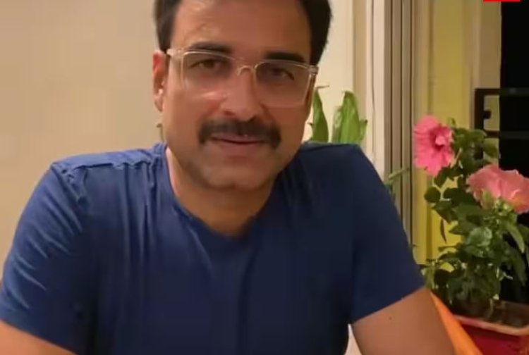 'ऐसा महसूस हुआ जैसे मेरे सिर से छत हट गई' , दिवंगत पिता को याद कर इमोशनल हुए Pankaj Tripathi