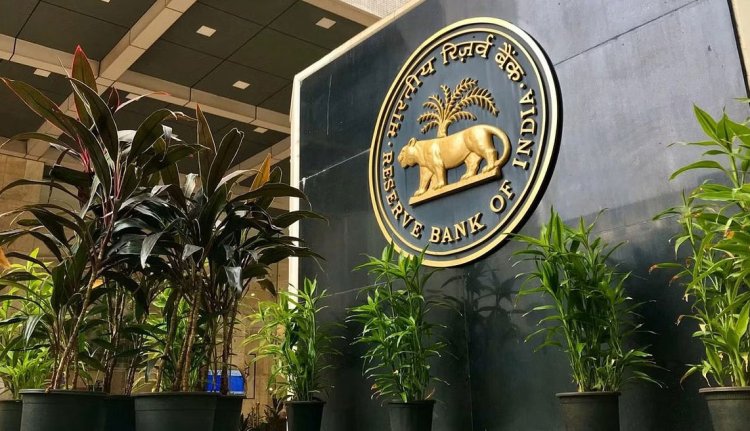Bank Deposit: RBI गवर्नर ने बैंकों को किया आगाह, क्रेडिट-डिपॉजिट में अंतर से खड़ा हो सकता नगदी संकट