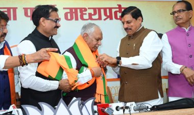 कांग्रेस के वरिष्ठ नेता सुरेश पचौरी एवं पूर्व सांसद गजेंद्र सिंह राजूखेड़ी सहित पूर्व विधायकों एवं कांग्रेस नेताओं ने ली पार्टी की सदस्यता