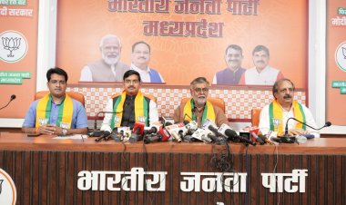 दलित, आदिवासी, पिछड़ों के आरक्षण पर डाका डालना चाहती है कांग्रेस - श्री प्रहलाद पटेल