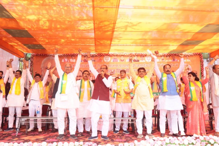 मोदी जी के नेतृत्व में एनडीए का धूमधाम से जीतना तय है - श्री शिवराज सिंह चौहान