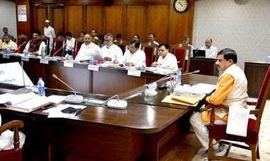 विकासखण्ड स्तर पर नवीन मिट्टी परीक्षण प्रयोगशालाओं के भवन एवं उपकरणों को युवा उद्यमियों एवं संस्थाओं को उपलब्ध कराने की स्वीकृति