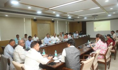 विद्यार्थियों के सुनहरे भविष्य के निर्माण के लिये सरकार कोई कसर नहीं रखेगी : जनजातीय कार्य मंत्री डॉ. शाह