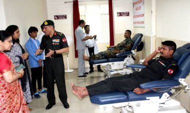 सैन्य अस्पताल में रक्तदान शिविर