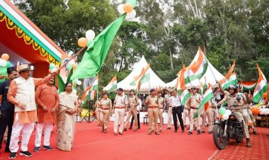 प्रधानमंत्री श्री मोदी ने तिरंगा लहराने को बनाया जन-जन का अभियान - मुख्यमंत्री डॉ. यादव