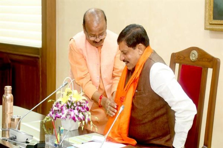 अनूपपुर जिले के समग्र विकास से जुड़ी घोषणाओं के लिये कुटीर एवं ग्रामोद्योग राज्यमंत्री श्री जायसवाल ने मुख्यमंत्री डॉ. यादव का माना आभार