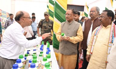 रायपुर : गौ-आधारित जैविक एवं प्राकृतिक खेती खोलेगी किसानों के लिए खुशहाली का रास्ता : मुख्यमंत्री विष्णु देव साय