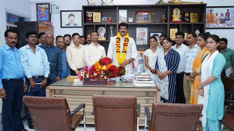 खाद्य मंत्री श्री राजपूत ने वेयर-हाउसिंग और सिविल सप्लाइज कॉर्पोरेशन के अध्यक्ष का पदभार ग्रहण किया