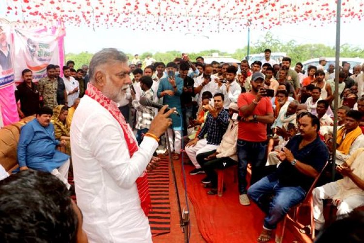 बाढ़ एवं अतिवृष्टि से क्षतिग्रस्त सड़कों को शीघ्र बनाने की कार्यवाही की जाएगी- मंत्री श्री पटेल