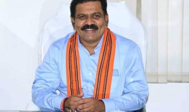रायपुर : उपमुख्यमंत्री श्री विजय शर्मा के निर्देशानुसार 421 अभियंताओं को मिला वर्षों बाद समयमान वेतनमान