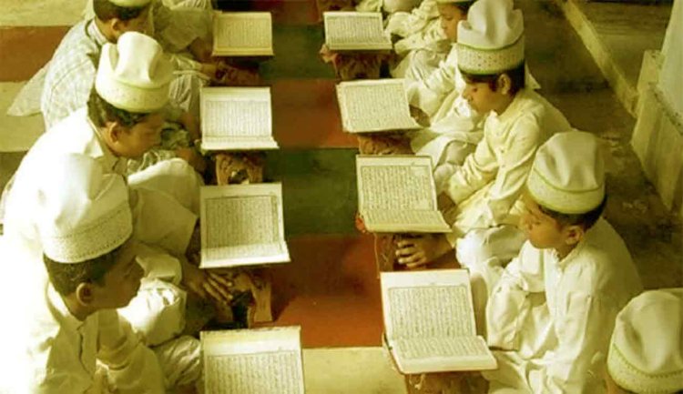 कम हो गईं मदरसा बोर्ड की शक्तियां? पढ़ाने की इजाजत तो मिली पर छिन गया ये अहम अधिकार