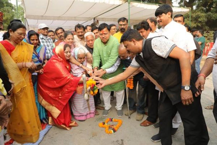 ऊर्जा मंत्री श्री तोमर ने ग्वालियर में लगभग 5 करोड़ रूपए के विकास कार्यों का किया भूमि-पूजन