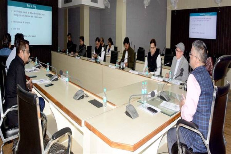 सभी राजनीतिक दल विजयपुर एवं बुधनी विधानसभा क्षेत्र के लिये कर दें बीएलए की नियुक्ति : मुख्य निर्वाचन पदाधिकारी श्री सिंह