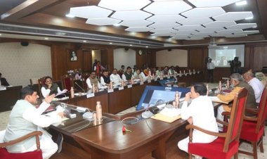 विद्युत एवं नवीकरणीय ऊर्जा उपकरणों के विनिर्माण को बढ़ावा देने के लिए औद्योगिक क्षेत्र मोहासा- बाबई में 442.04 एकड़ भूमि शामिल करने की स्वीकृति