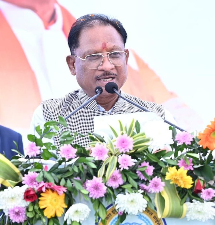 रायपुर : चिकित्सा क्षेत्र युवाओं के लिए एक अच्छा कैरियर होने के साथ-साथ लोगों की सेवा करने का सुअवसर भी करता है प्रदान - मुख्यमंत्री श्री साय