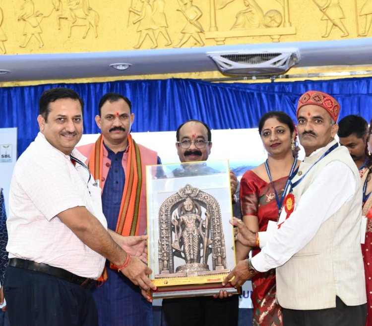 रायपुर : होम्योपैथी प्रतिरोधक क्षमता बढ़ाकर रोगों को ठीक करने में सक्षम: उपमुख्यमंत्री