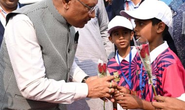 रायपुर : मुख्यमंत्री श्री विष्णु देव साय ने किया स्पोर्ट्स कॉम्प्लेक्स का शुभारंभ