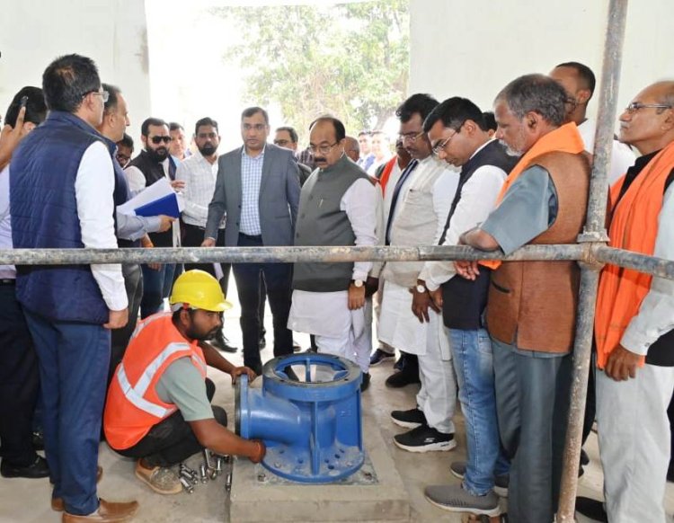 रायपुर : उप मुख्यमंत्री श्री अरुण साव ने मिशन अमृत के तहत निर्माणाधीन जल प्रदाय योजना का किया औचक निरीक्षण