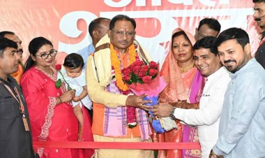 रायपुर : मुख्यमंत्री श्री विष्णु देव साय को मिली जन-जन की शुभकामनाएं, जन्मदिन पर मुख्यमंत्री निवास बना उल्लास का केंद्र