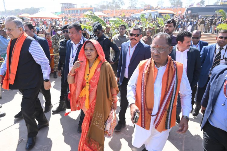 रायपुर : मुख्यमंत्री श्री विष्णुदेव साय, राज्यपाल एवं विधानसभा अध्यक्ष समेत सभी मेहमान अरेल घाट पहुंचे