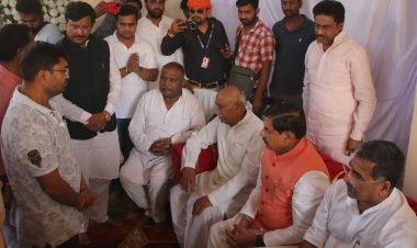 मुख्यमंत्री डॉ. यादव ने सतना में वरिष्ठ समाज सेवियों के निधन पर अर्पित की श्रद्धांजलि