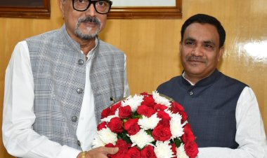 रायपुर : राज्यपाल श्री डेका से छत्तीसगढ़ वक्फ बोर्ड अध्यक्ष ने भेंट की