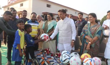 विश्व में शहडोल के "मिनी ब्राज़ील" विचारपुर की हो रही चर्चा: उप मुख्यमंत्री श्री शुक्ल