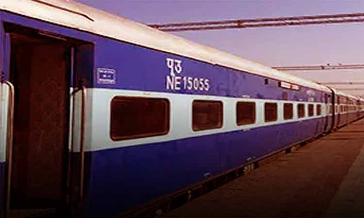 लखनऊ मेल में सपा विधायक का बैग चोरी, सुरक्षा व्यवस्था पर उठे सवाल