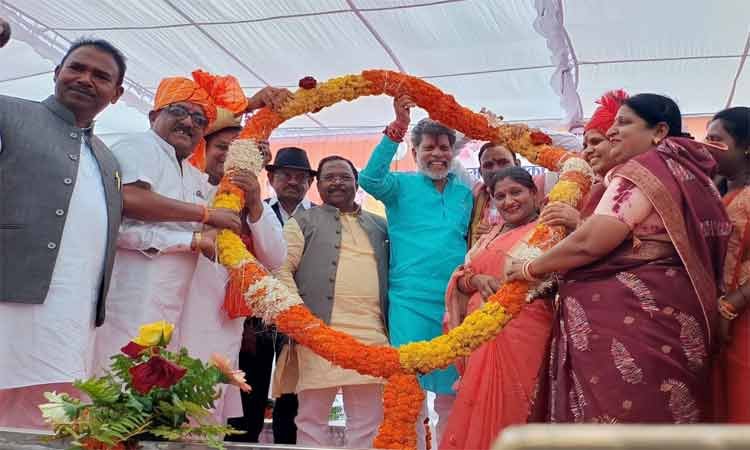 एमसीबी : नव निर्वाचित अध्यक्ष एवं पार्षदगणों ने ली शपथ, गरिमामय आयोजन में माननीय अतिथियों की रही उपस्थिति