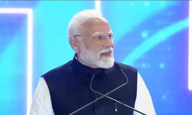 प्रधानमंत्री नरेन्द्र मोदी ने छत्तीसगढ़ में 33 हजार 700 करोड़ रुपये लागत की परियोजनाओं का शुभारंभ किया