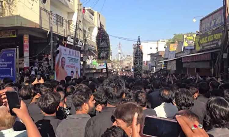 लखनऊ: हज़रत अली की शहादत के गम में निकला 21वें रमज़ान का जुलूस