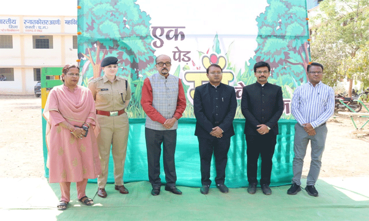 रायपुर : राज्यपाल श्री रमेन डेका पहुंचे नवगठित जिला सक्ती