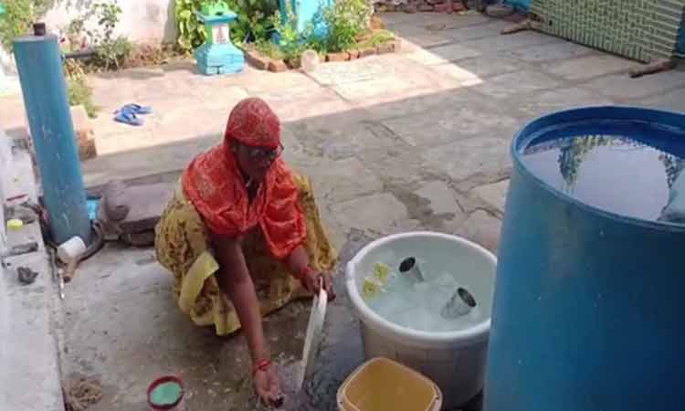 जल संकट से उबरकर सक्ति जिले की घुईचुवा गांव,में बहने लगी गंगा की धार जल जीवन मिशन से गांव में पहुंच गया घर घर पानी