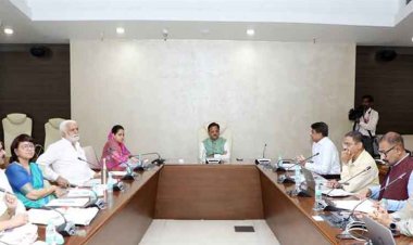 उप मुख्यमंत्री श्री शुक्ल की अध्यक्षता में राज्य एसिस्टेडेड रिप्रोडक्टिव टेक्नोलॉजी एवं सरोगसी बोर्ड की बैठक संपन्न