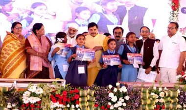 नर्मदापुरम की भूमि उपजाऊ एवं समृद्ध है जिले के विकास में कोई कोर कसर नहीं छोड़ी जाएगी : मुख्यमंत्री डॉ. यादव