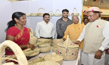 रायपुर : छत्तीसगढ़ में हस्तशिल्प विकास की अपार संभावना – मुख्यमंत्री श्री विष्णु देव साय