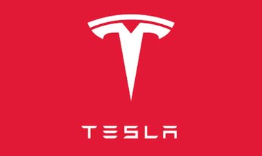 टेस्ला की भारत में एंट्री, Model Y के साथ मुंबई में पहला शोरूम लॉन्च