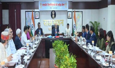 रायपुर : विश्वविद्यालयों एवं कॉलेजों में शैक्षणिक गुणवत्ता बढ़ाने रिक्त पदों पर भर्ती की कार्रवाई प्राथमिकता से करें- राज्यपाल श्री रमेन डेका