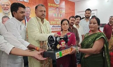 महिलाओं को आत्मनिर्भर बनाने के लिए यूथ फाउंडेशन कि पहल