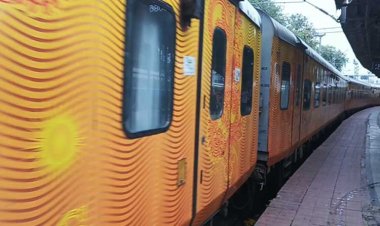 प्रदेश की पहली तेजस ट्रेन रवाना, यात्रियों में उत्साह